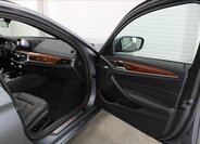 BMW Řada 5 Kombi 2,0 l 140 kw