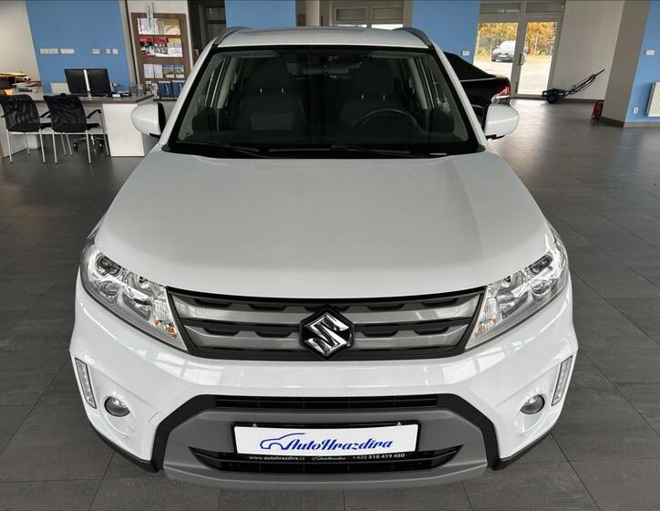 Suzuki Vitara 2