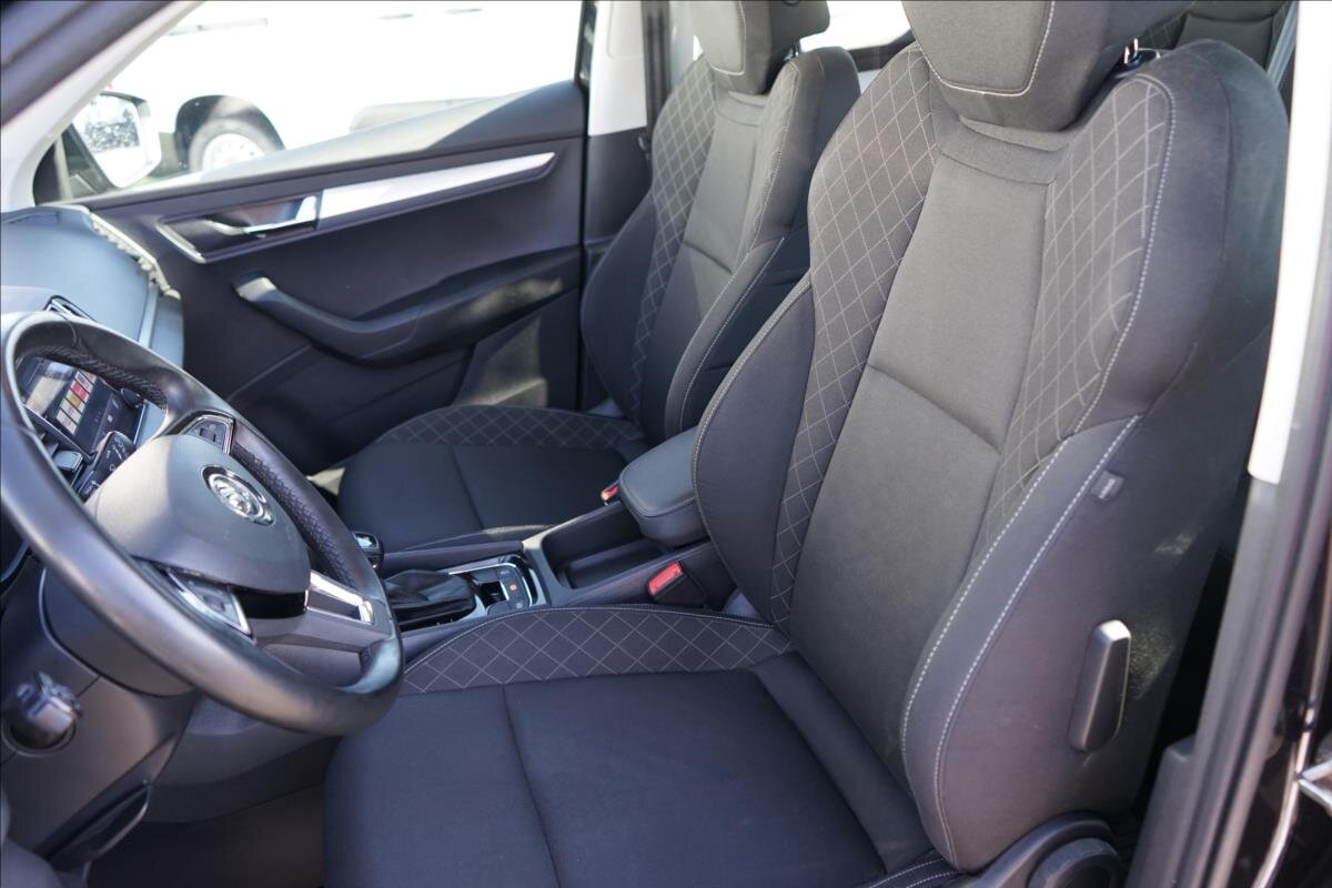Škoda Karoq SUV / Terénní 1,5 l 110 kw
