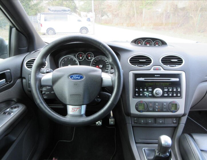 Ford Focus Hatchback 2,5 l 166 kw