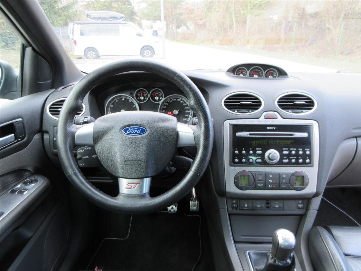 Ford Focus Hatchback 2,5 l 166 kw
