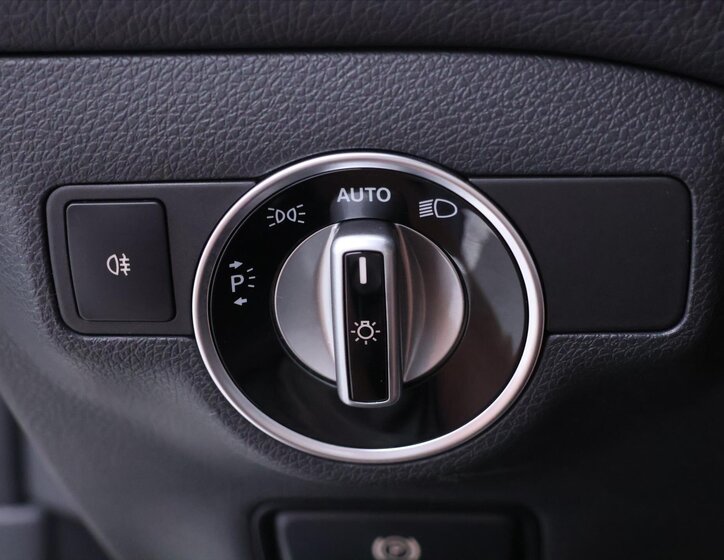 Mercedes-Benz CLA 22