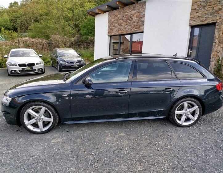 Audi A4 Kombi 2,0 l 140 kw