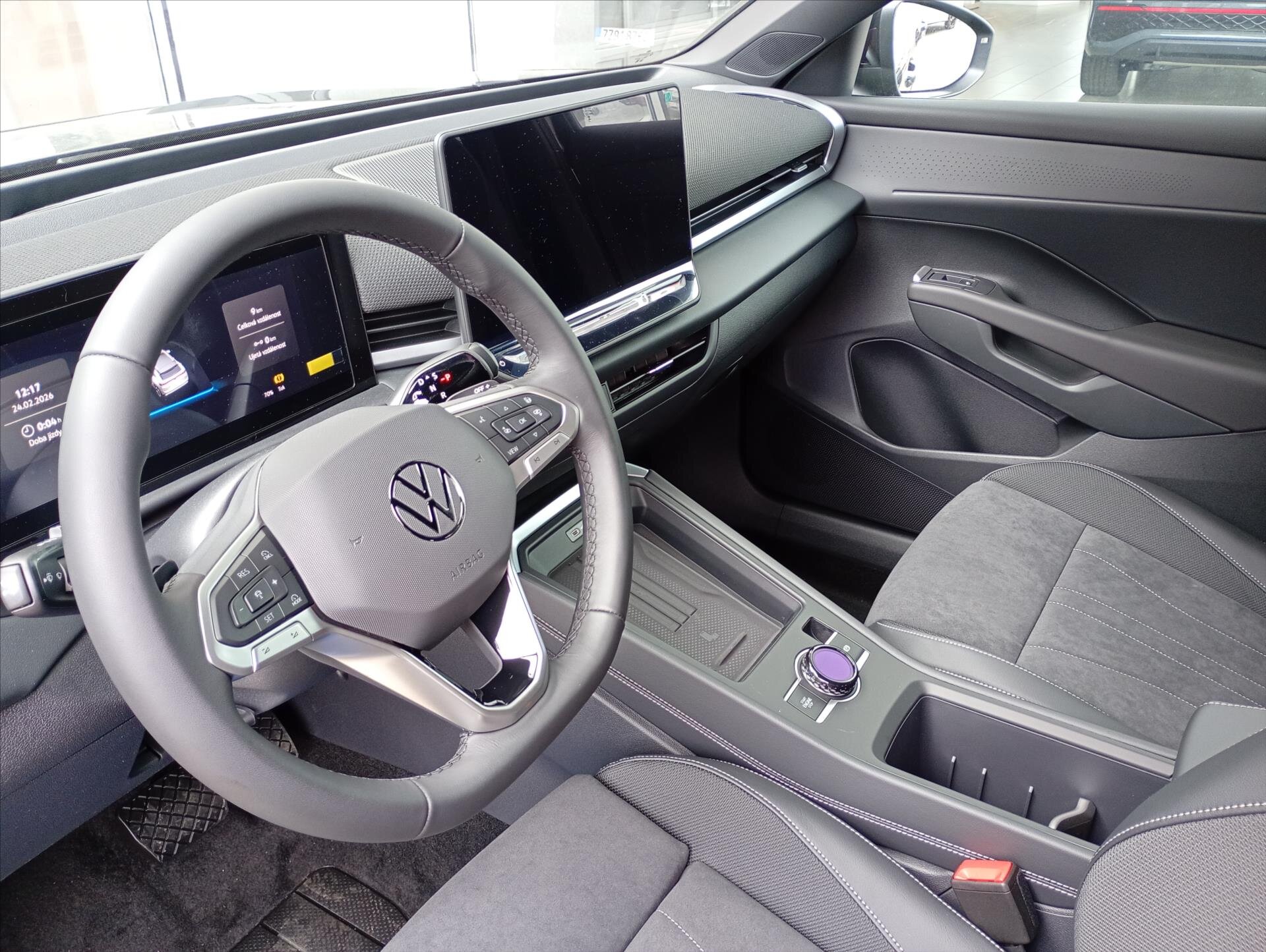 Volkswagen T-Roc SUV / Terénní 1,5 l 110 kw