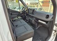 Mercedes-Benz Sprinter 16
