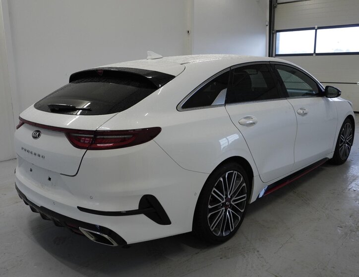 KIA ProCeed Hatchback 1,6 l 150 kw