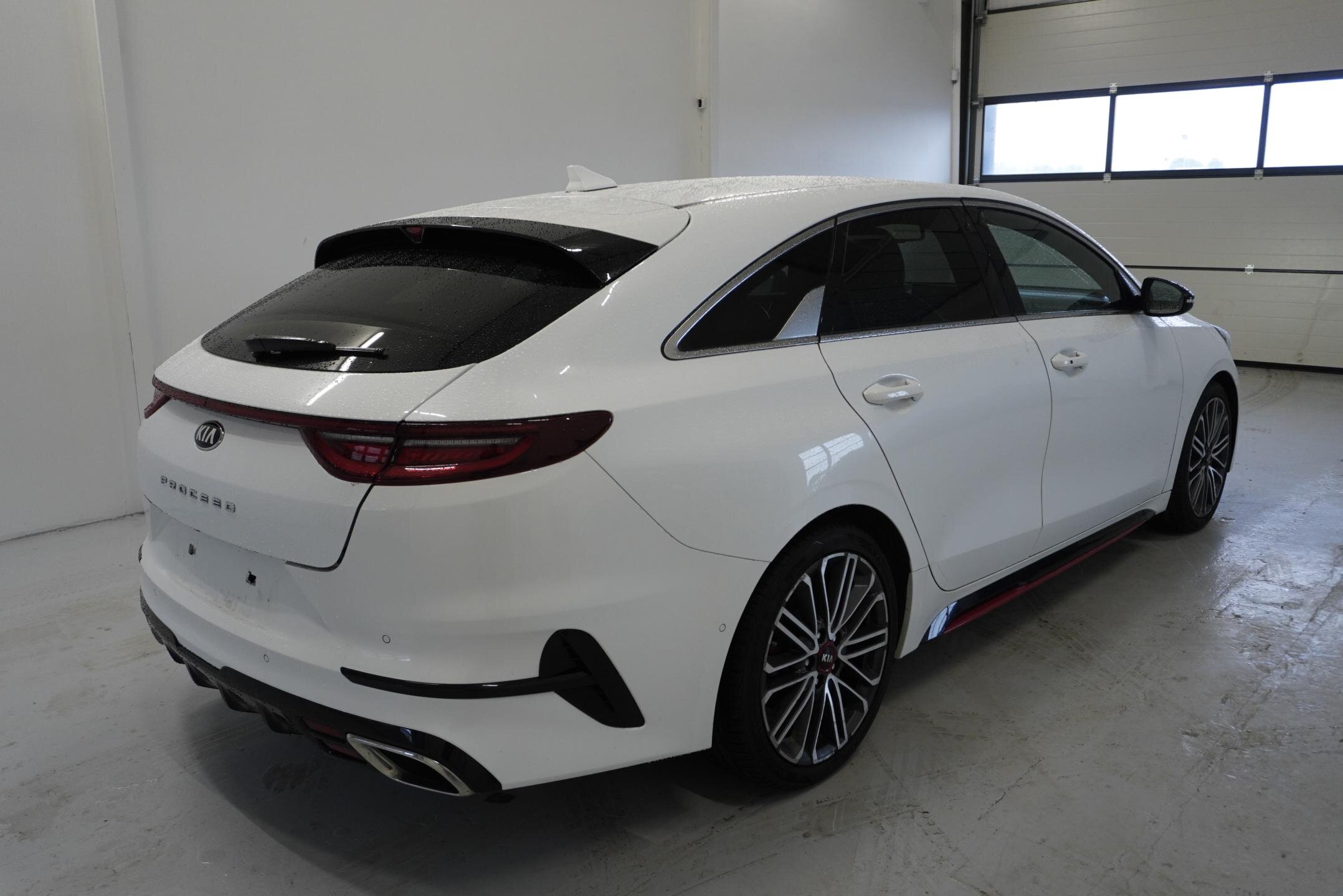 KIA ProCeed Hatchback 1,6 l 150 kw