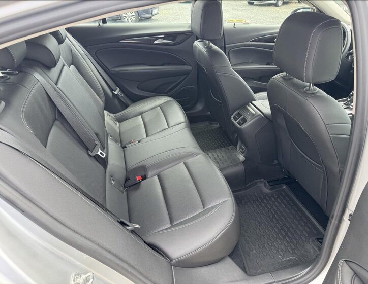 Opel Insignia Liftback 2,0 l 125 kw