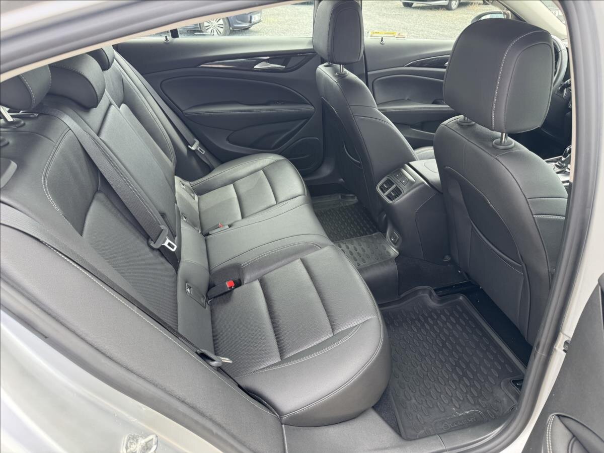 Opel Insignia Liftback 2,0 l 125 kw