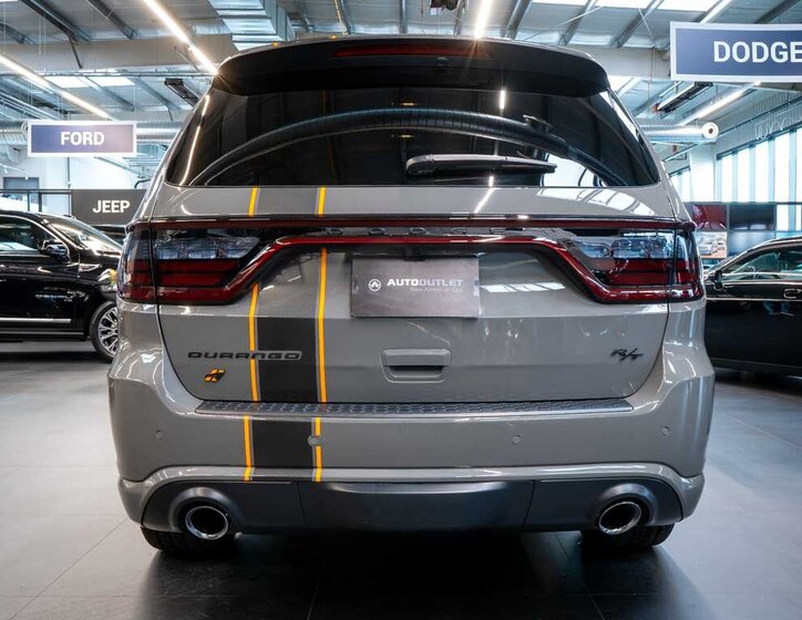 Dodge Durango 4