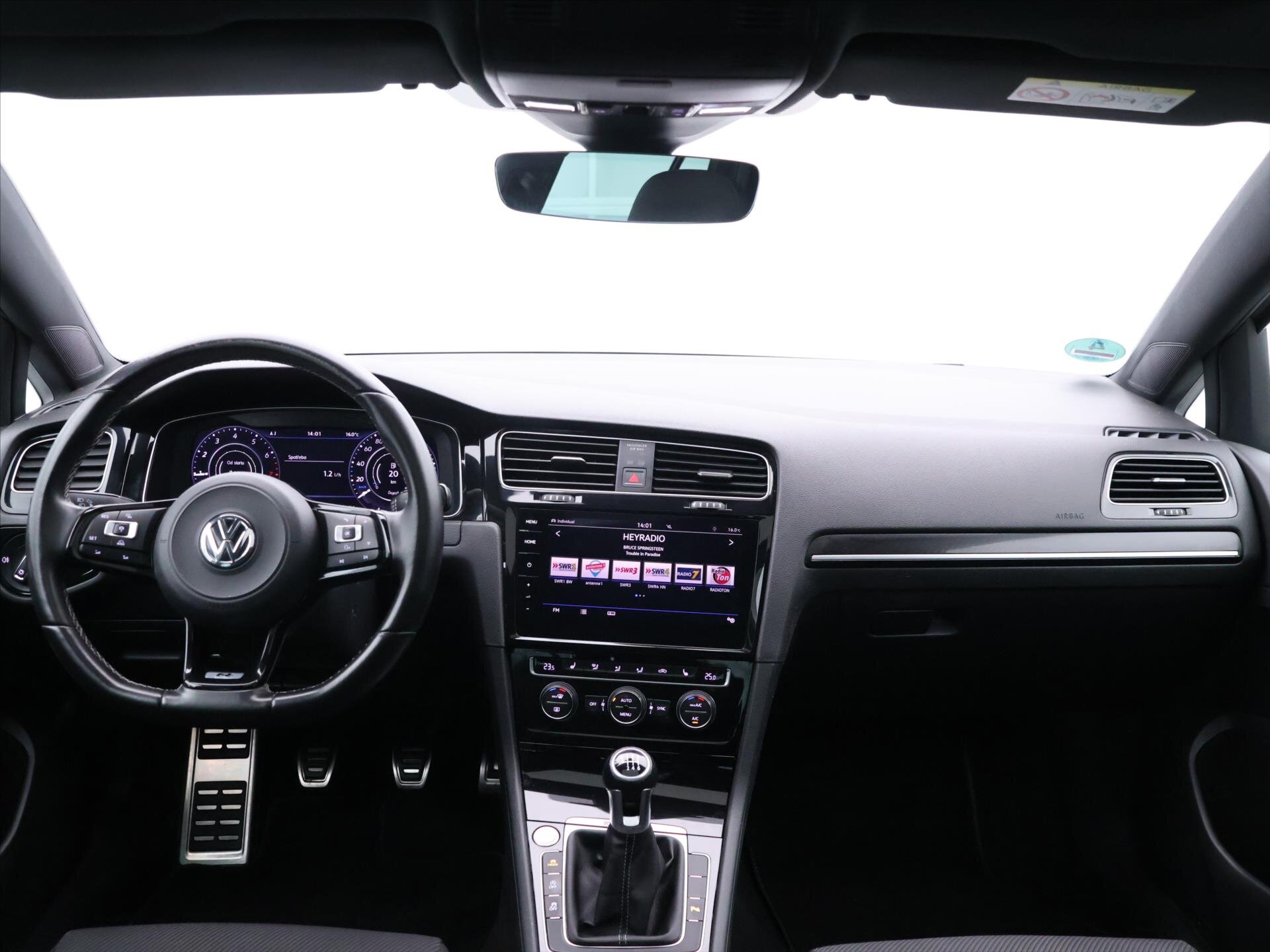 Volkswagen Golf Hatchback 2,0 l 228 kw