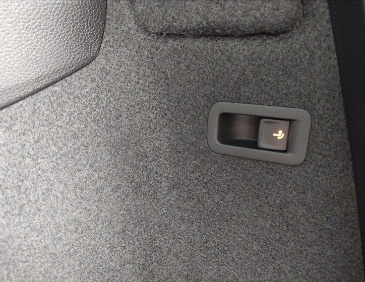 Škoda Karoq SUV / Terénní 2,0 l 140 kw