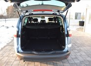 Ford S-MAX MPV 2,0 l 107 kw