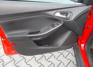 Ford Focus Kombi 999,0 74 kw