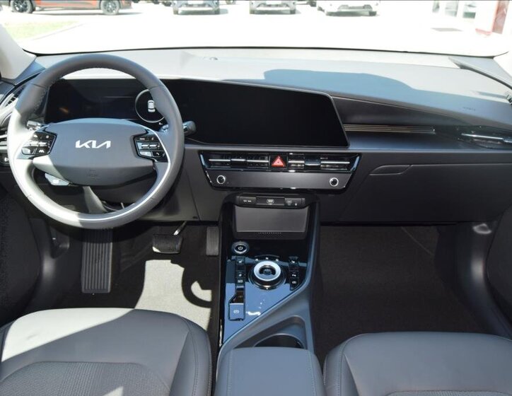 KIA Niro 5