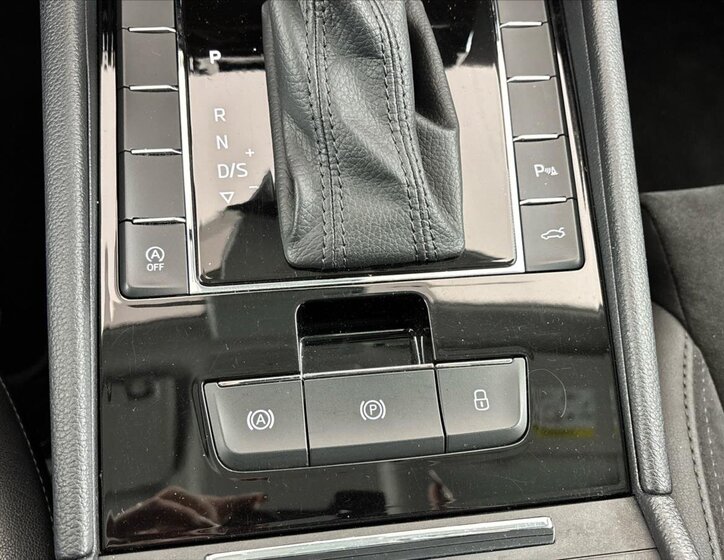 Škoda Superb Kombi 2,0 l 110 kw