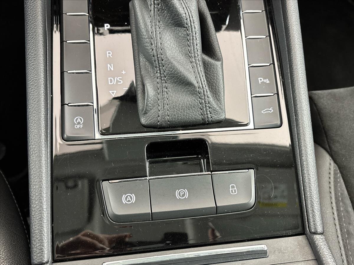 Škoda Superb Kombi 2,0 l 110 kw