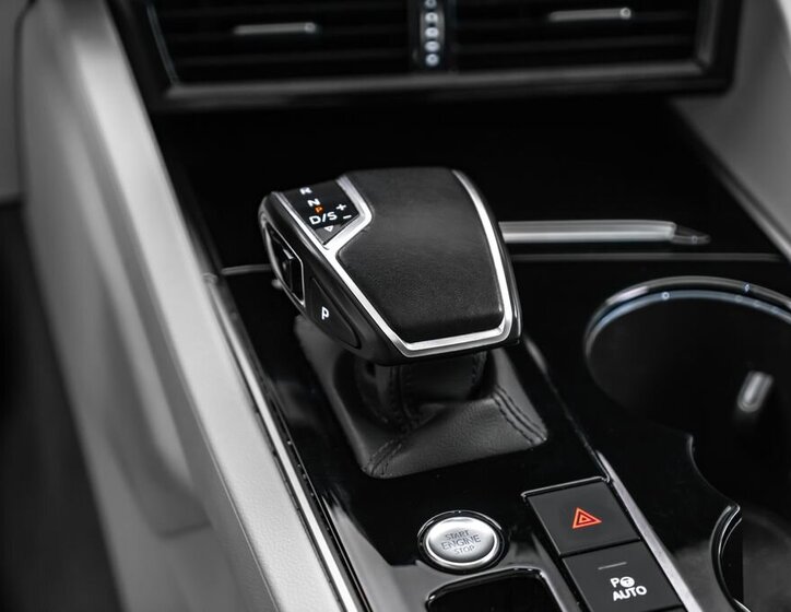 Volkswagen Touareg SUV 4,0 l 310 kw