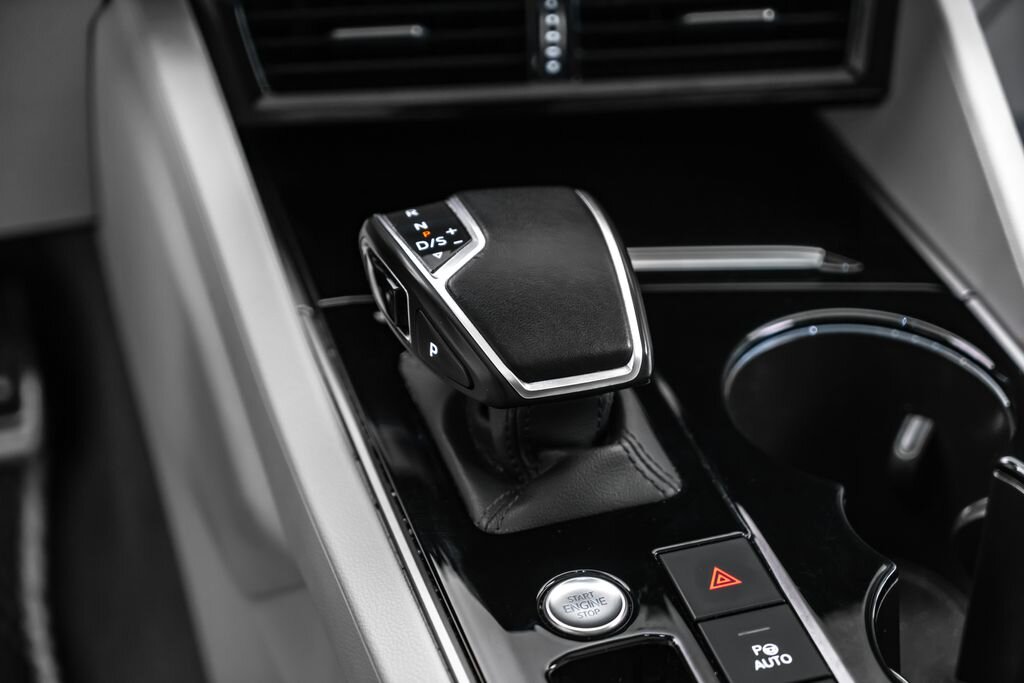 Volkswagen Touareg SUV 4,0 l 310 kw