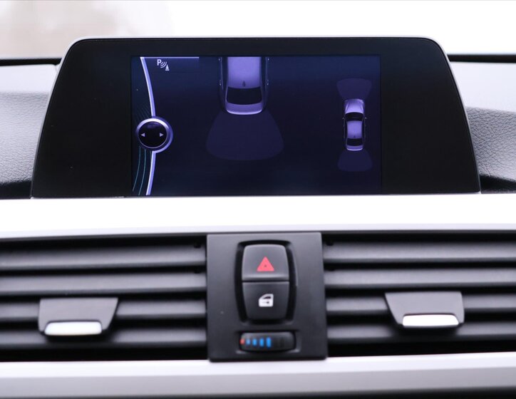 BMW Řada 3 Sedan 2,0 l 120 kw