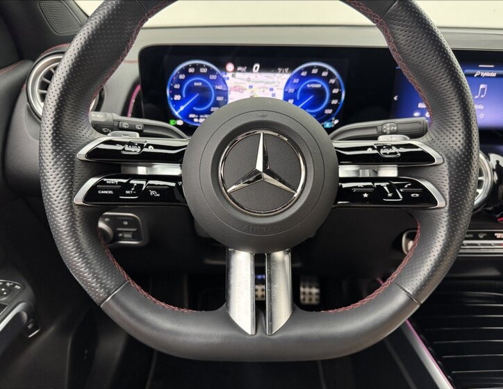 Mercedes-Benz EQB SUV / Terénní 0,0 168 kw