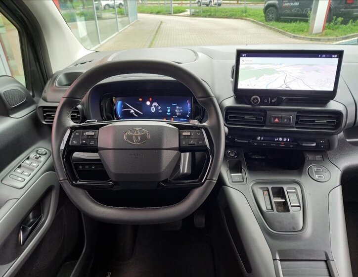 Toyota ProAce City Verso MPV 1,5 l 96 kw