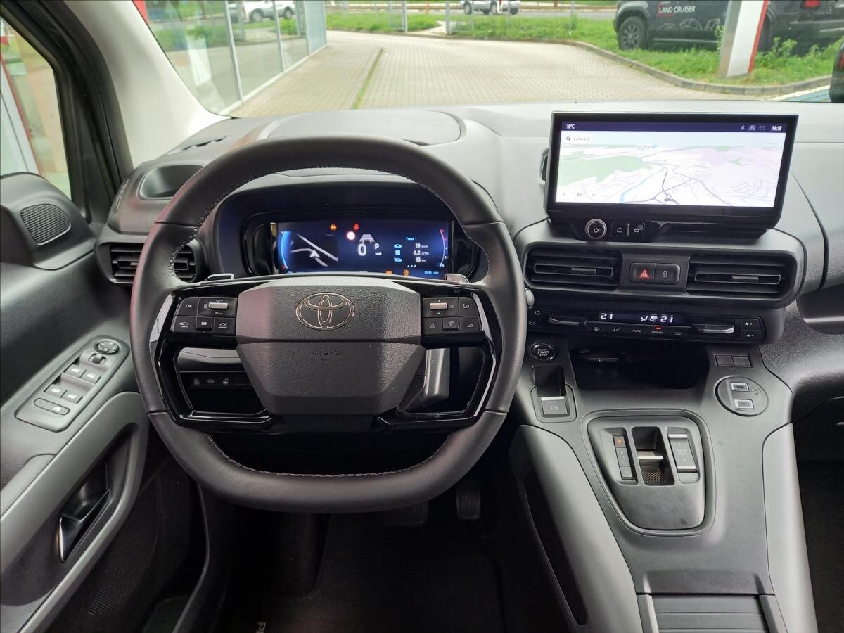 Toyota ProAce City Verso MPV 1,5 l 96 kw