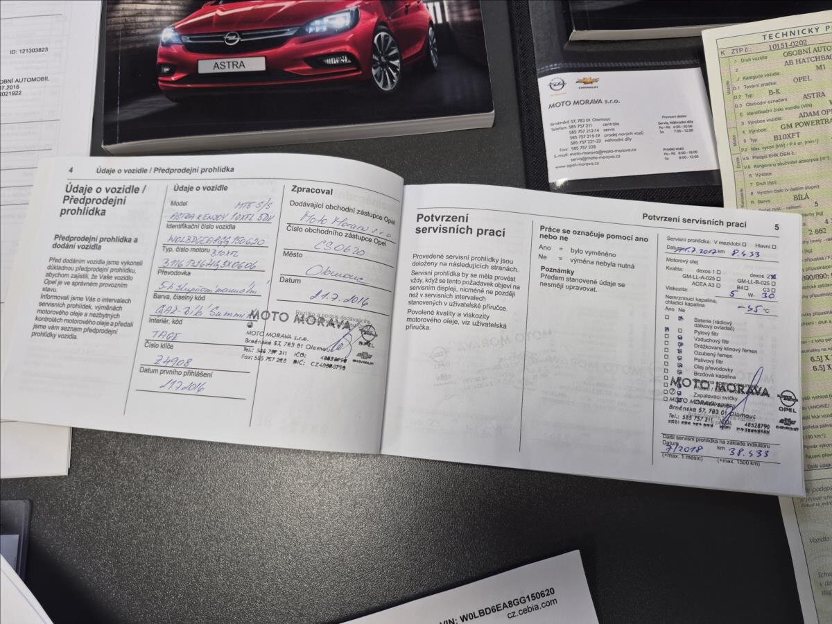 Opel Astra Hatchback 999,0 77 kw