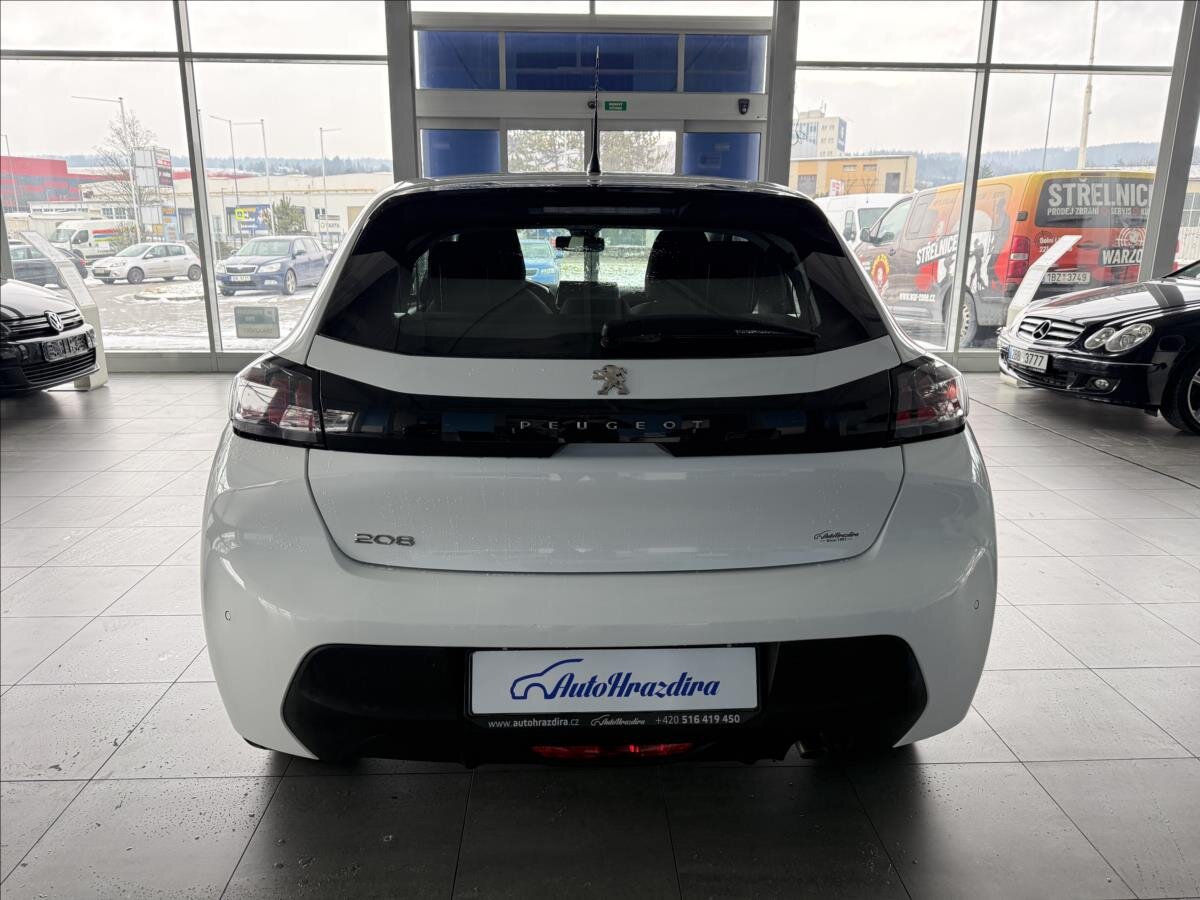 Peugeot 208 Hatchback 1,2 l 74 kw