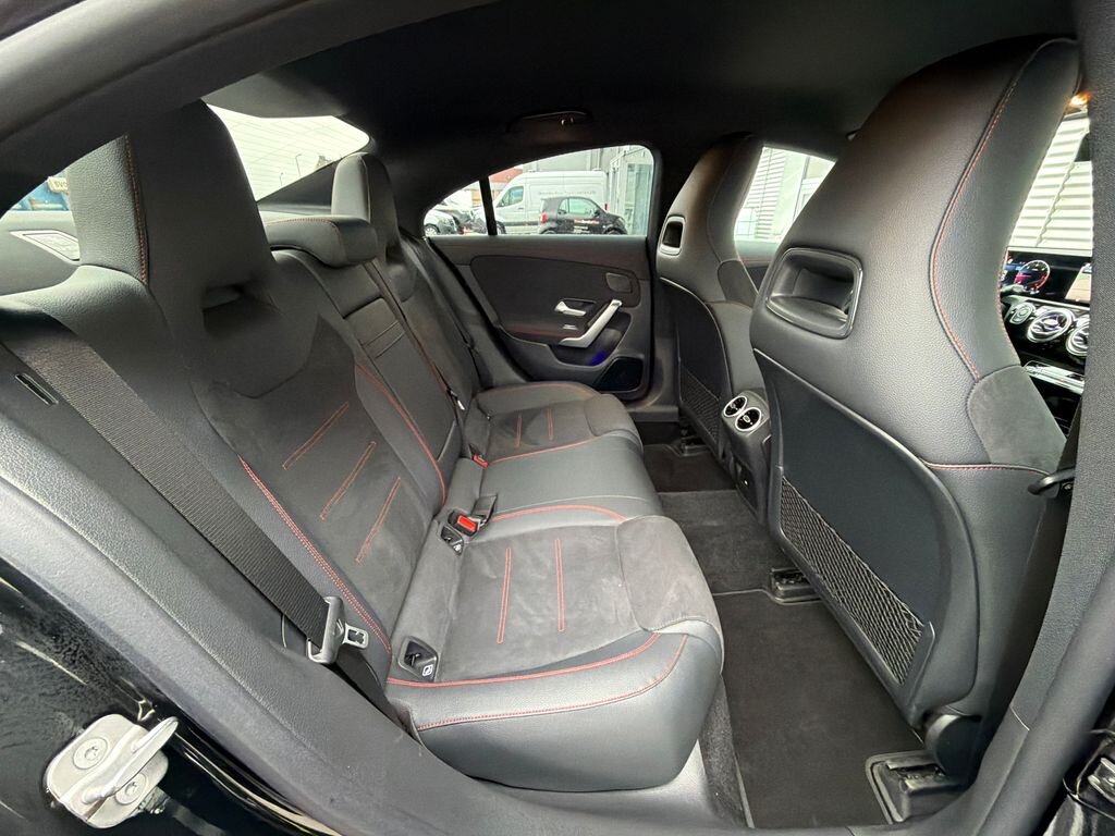 Mercedes-Benz CLA Sedan / Limuzína 2,0 l 110 kw