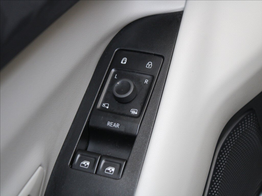 Ford Explorer SUV 10,0 210 kw