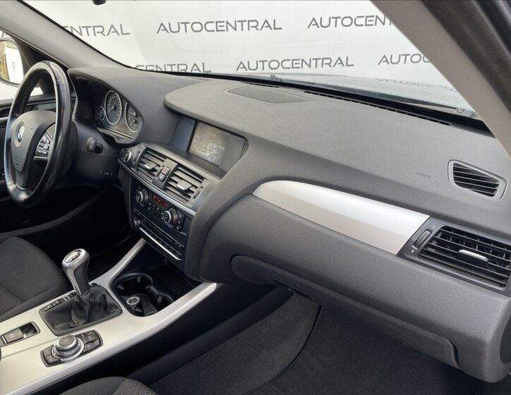 BMW X3 SUV / Terénní 2,0 l 135 kw