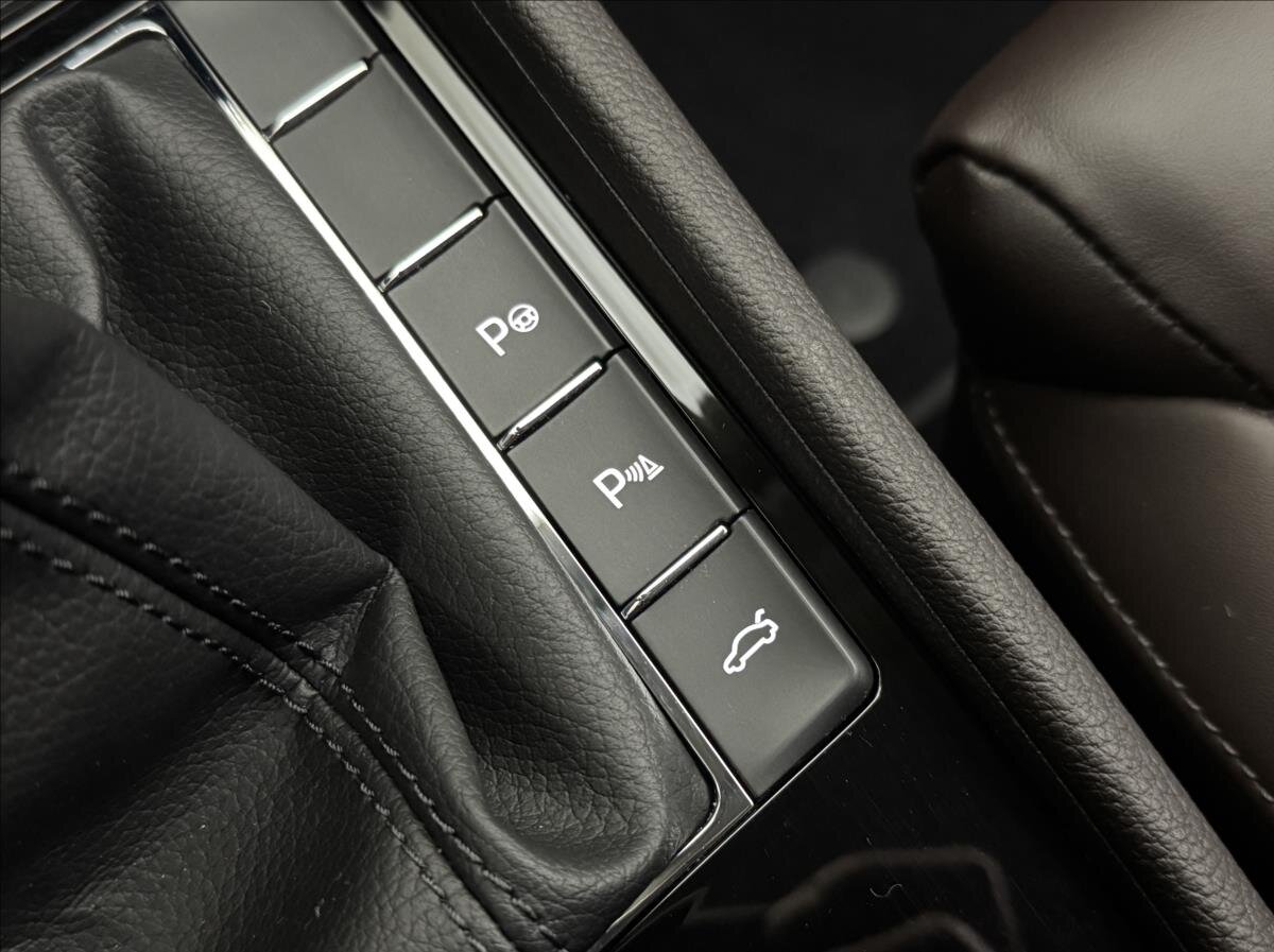 Škoda Superb Kombi 2,0 l 110 kw