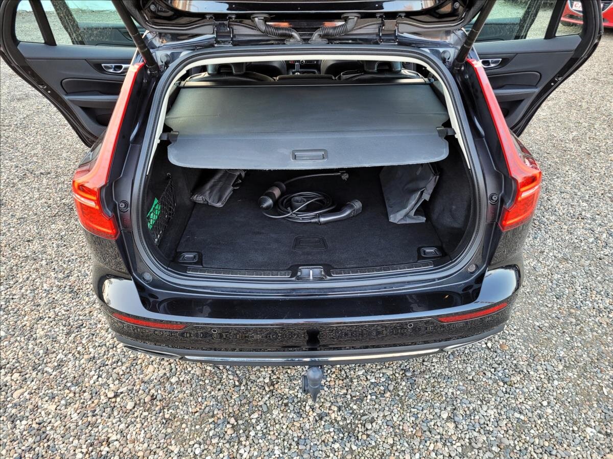 Volvo V60 Kombi 2,0 l 251 kw