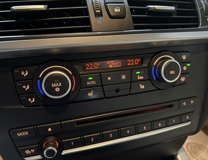 BMW X3 SUV 2,0 l 135 kw