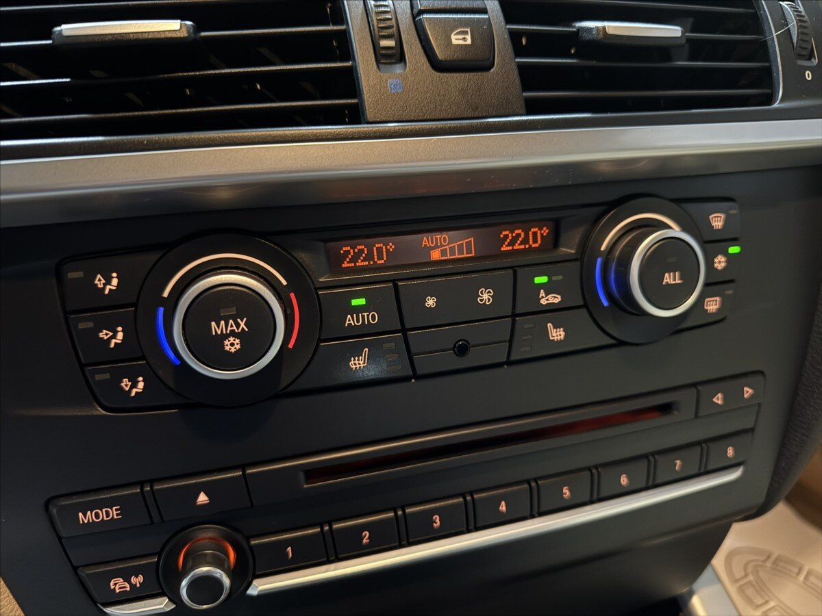 BMW X3 SUV 2,0 l 135 kw