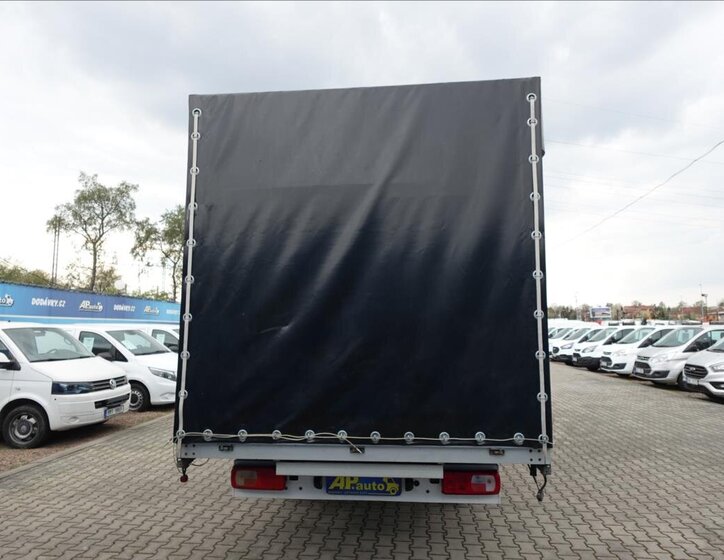 Volkswagen Crafter Valník 2,0 l 130 kw