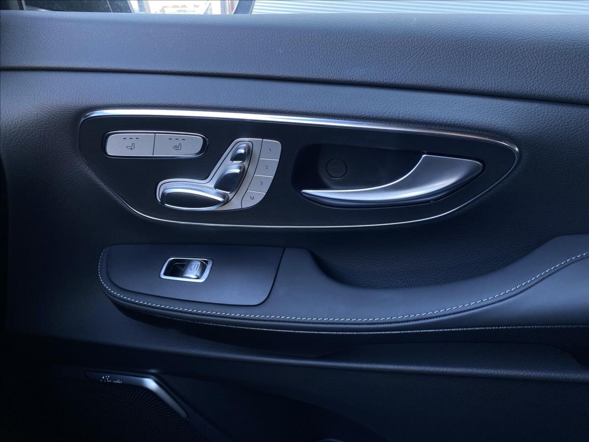 Mercedes-Benz Třídy V Ostatní 2,0 l 195 kw