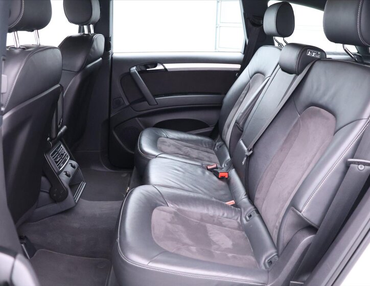 Audi Q7 SUV 3,0 l 176 kw