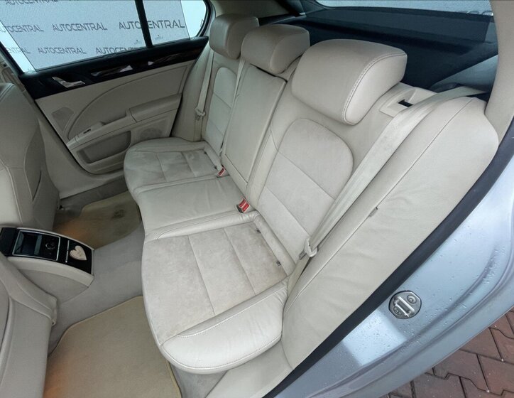 Škoda Superb Liftback 1,8 l 118 kw