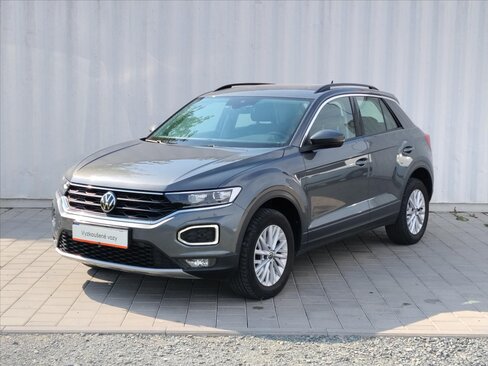Volkswagen T-Roc SUV / Terénní 1,5 l 110 kw