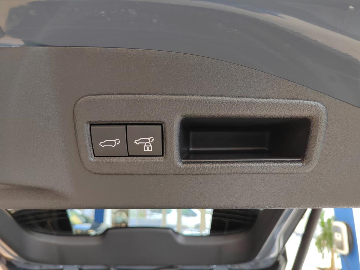 Subaru Solterra SUV / Terénní 0,0 160 kw