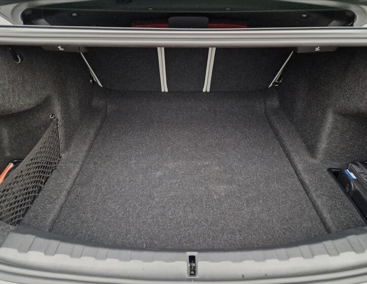 BMW M3 Sedan / Limuzína 3,0 l 390 kw