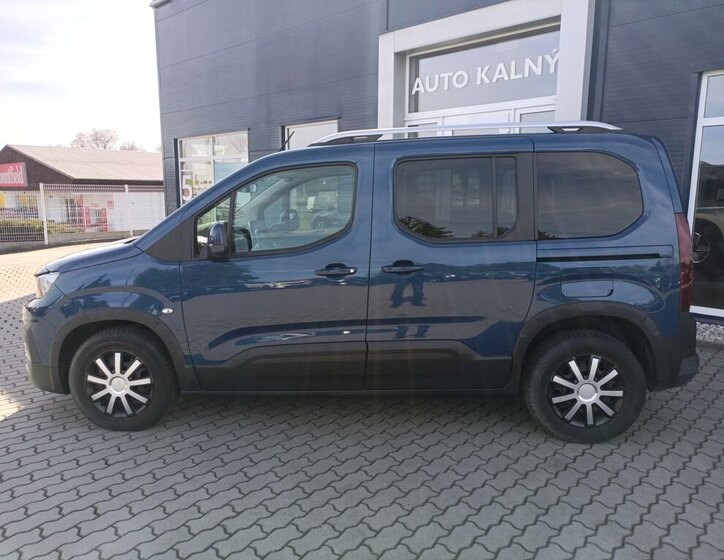 Peugeot Rifter MPV 1,5 l 75 kw