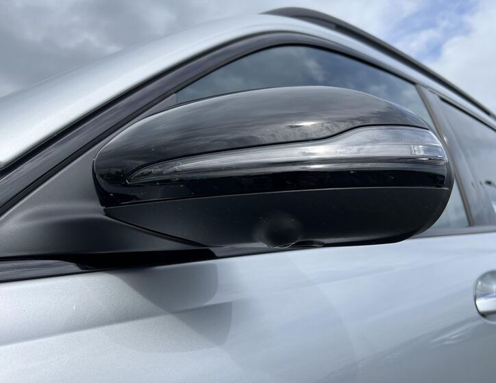 Mercedes-Benz EQB 25