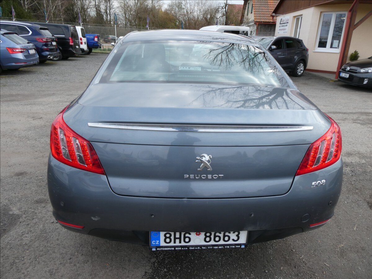 Peugeot 508 Sedan / Limuzína 1,6 l 115 kw
