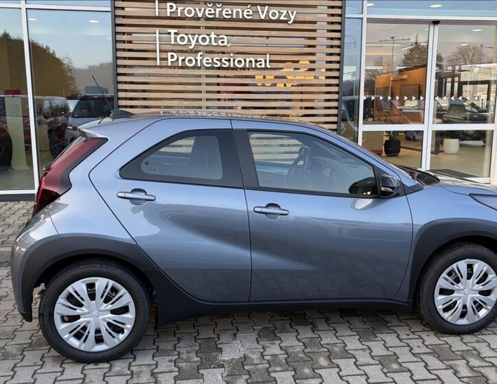 Toyota Aygo Hatchback 1,5 l 85 kw