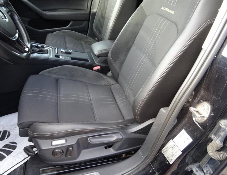 Volkswagen Passat Kombi 2,0 l 140 kw