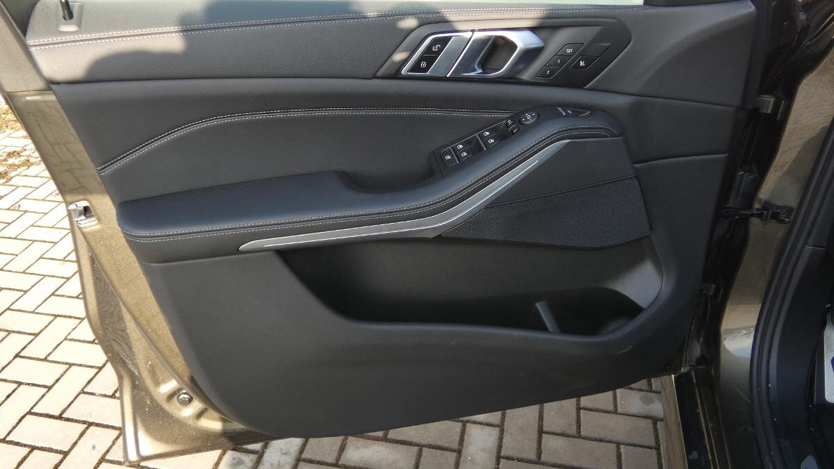 BMW X5 SUV / Terénní 3,0 l 195 kw