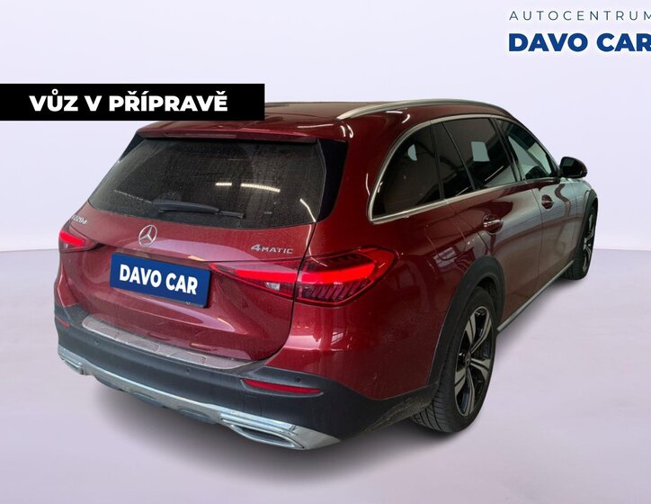 Mercedes-Benz Třídy C Kombi 2,0 l 147 kw